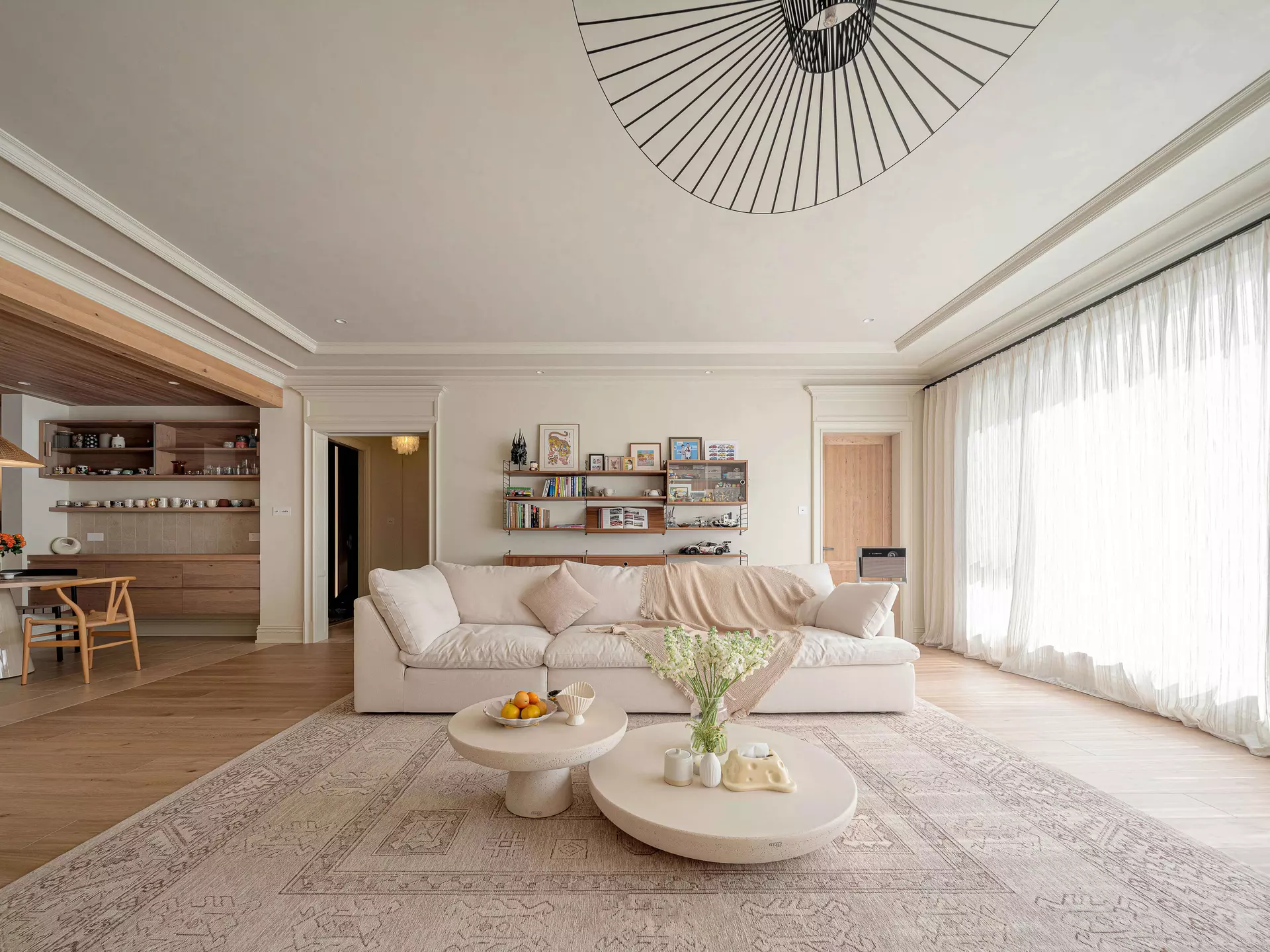 Privat bostad · Semester i södra Frankrike | En Languid och Retro French Cream-Stil Romantic Haven