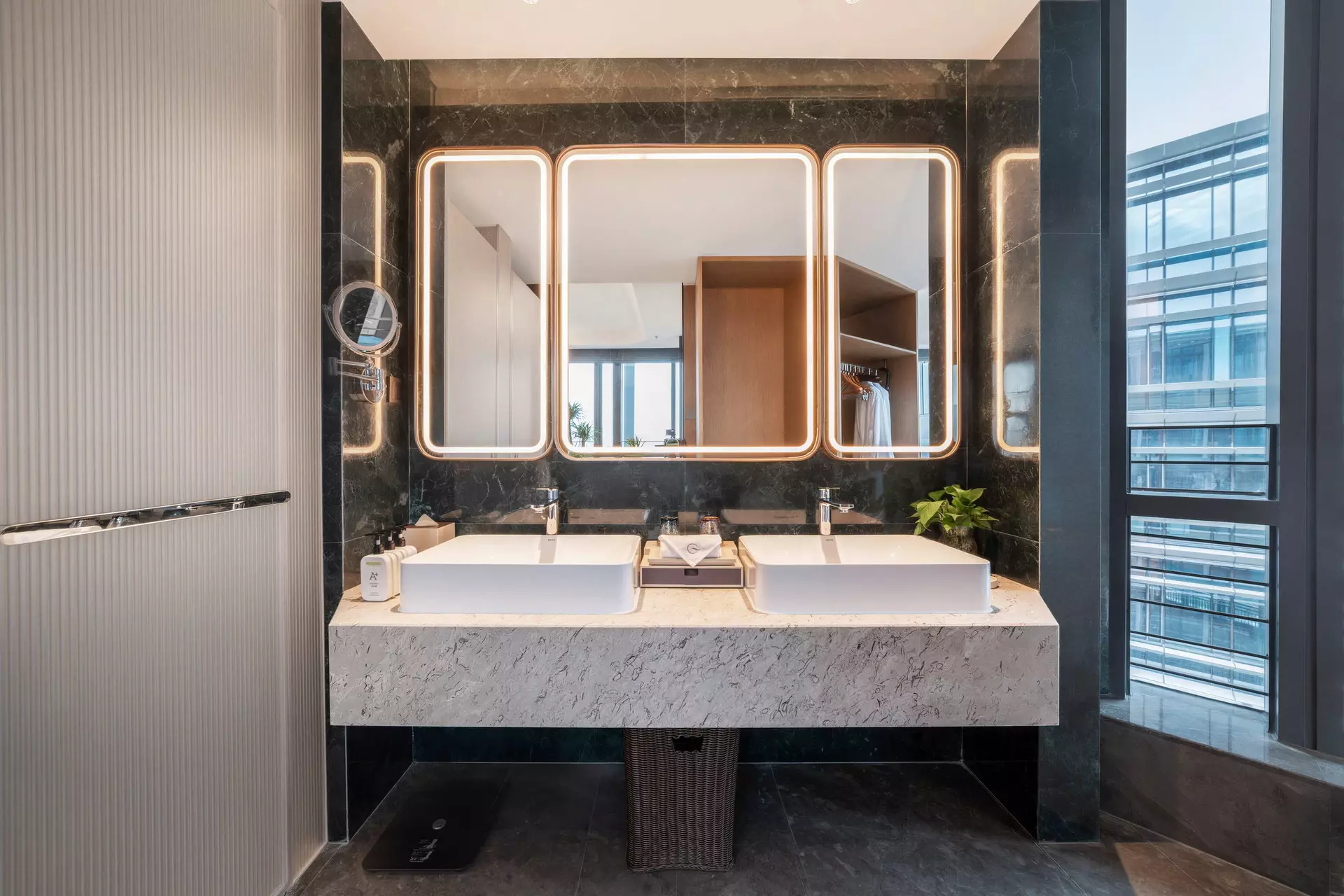 Grand Skylight Hotel Standard Guest Room Fitout Execution
